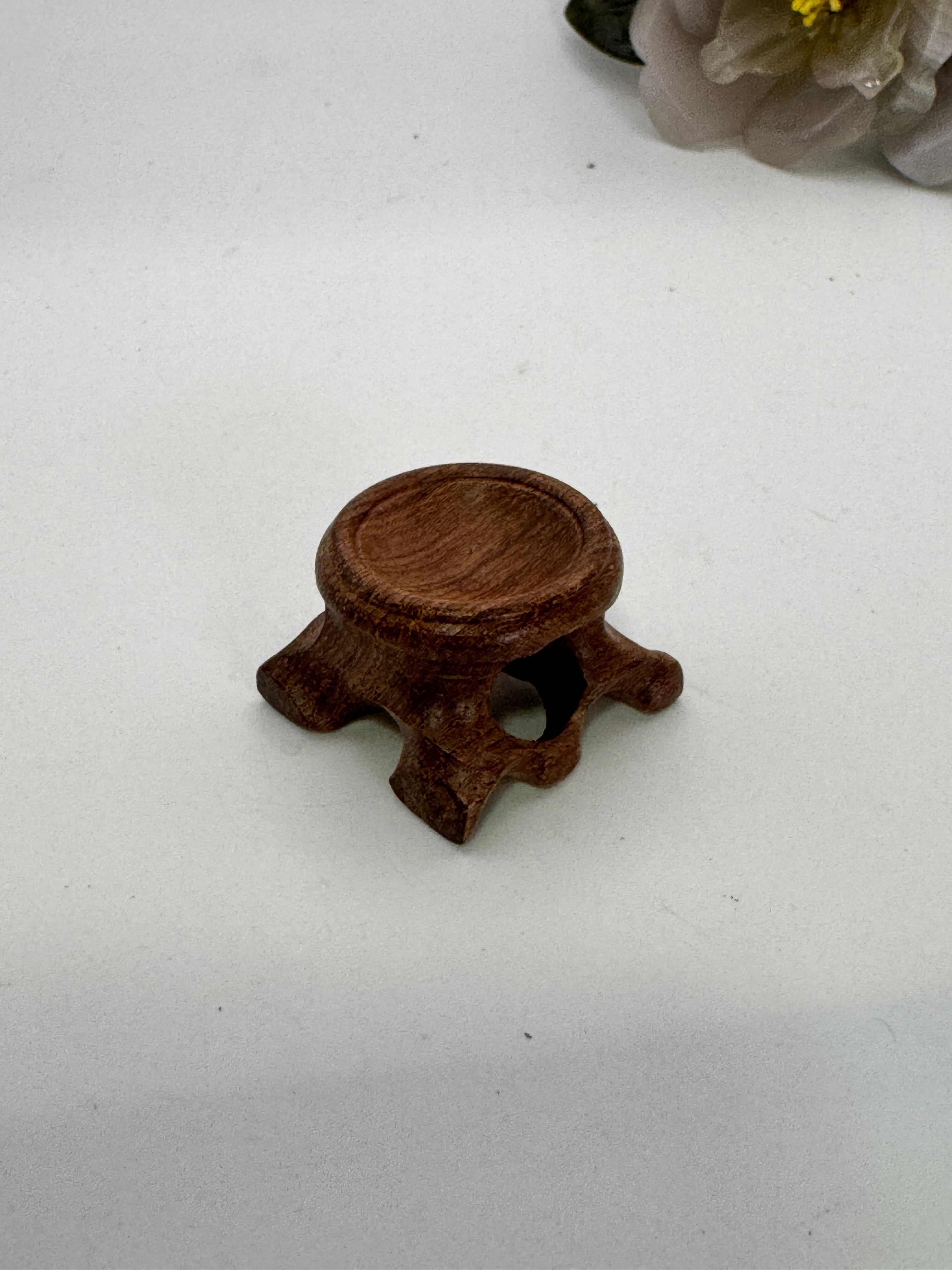 Wood Decorative Sphere Stand